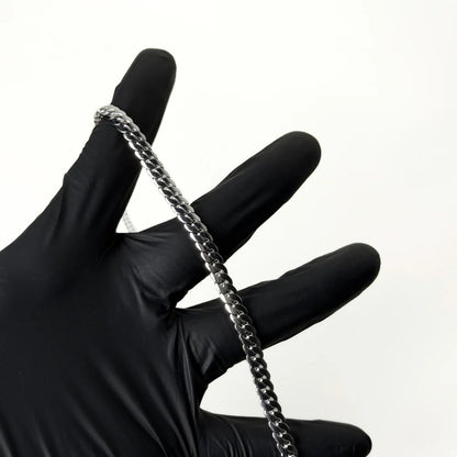 Round Stainless Steal Necklace With Free Delivery