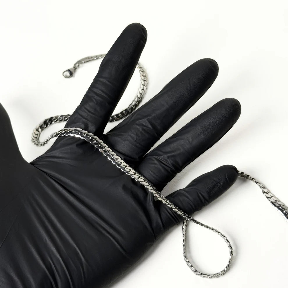 Round Stainless Steal Necklace With Free Delivery